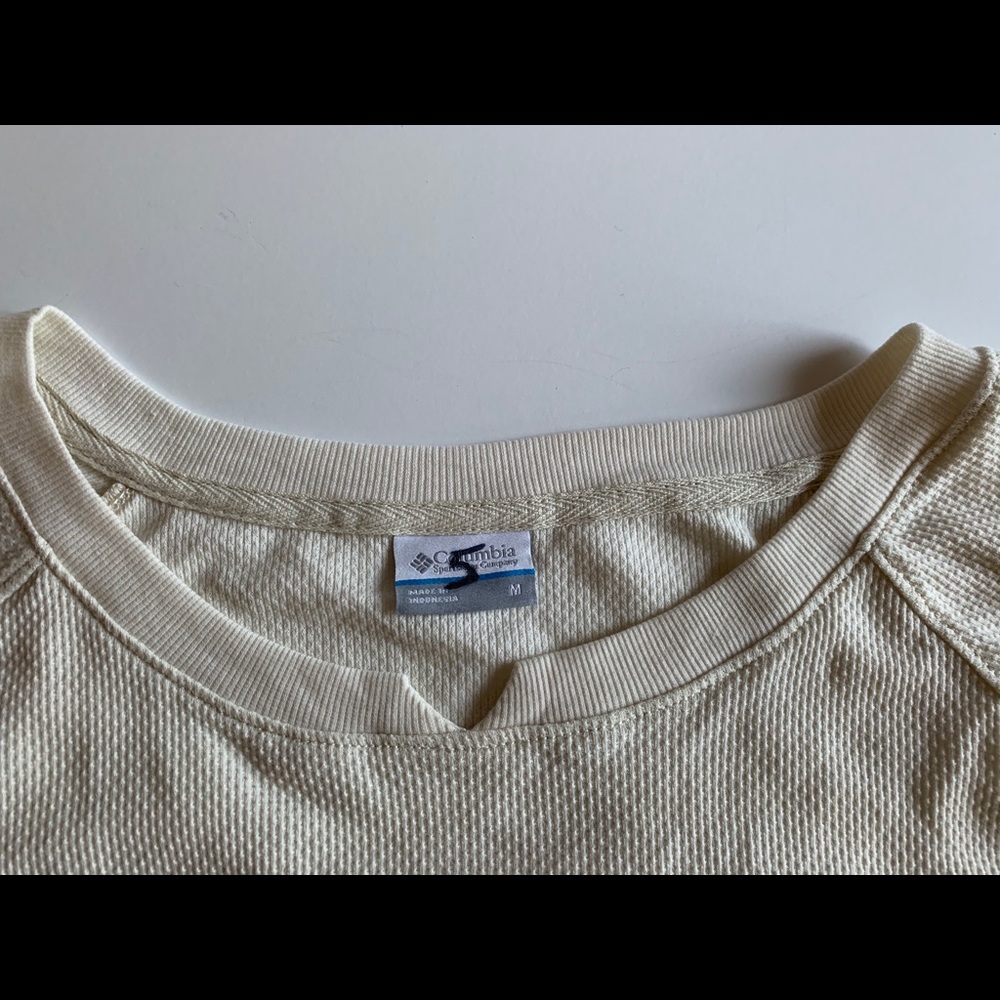 COPY - A cute columbia long sleeve shirt - Picture 5 of 11
